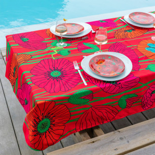 Tablecloth - A table !